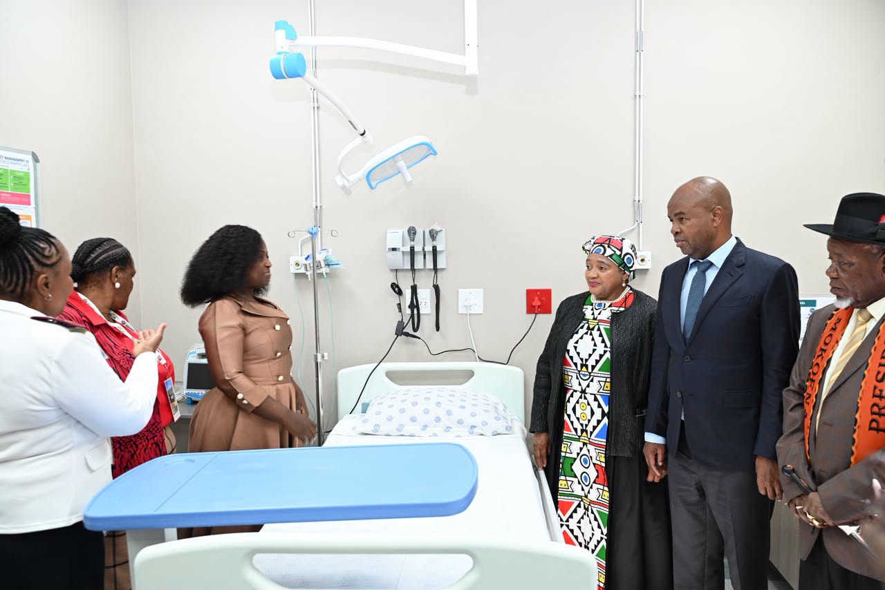 Picture of Premier Ndlovu and other government dignitaries and stakeholders at the official opening Troya clinic Picture of Premier Ndlovu and other government dignitaries and stakeholders at the official opening Troya clinic